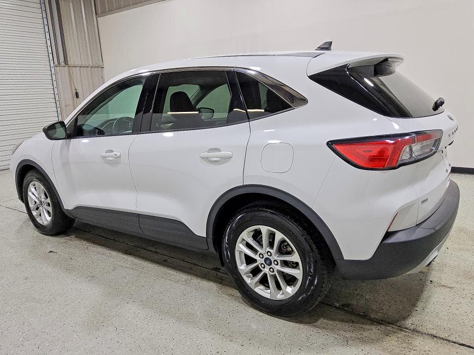 2022 FORD ESCAPE SE 2