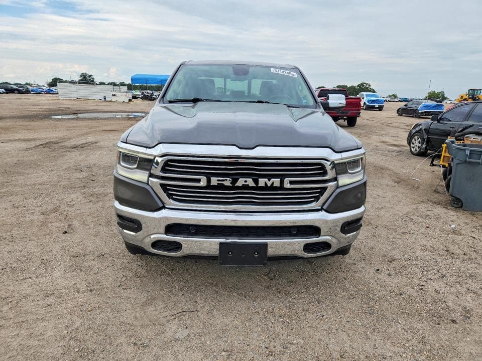 2019 RAM 1500 LARAMIE 5