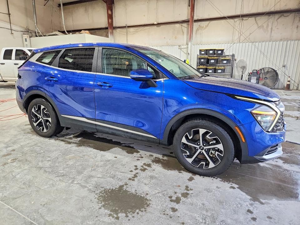 2025 KIA SPORTAGE EX 4
