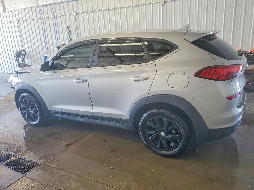 2020 HYUNDAI TUCSON SE 2