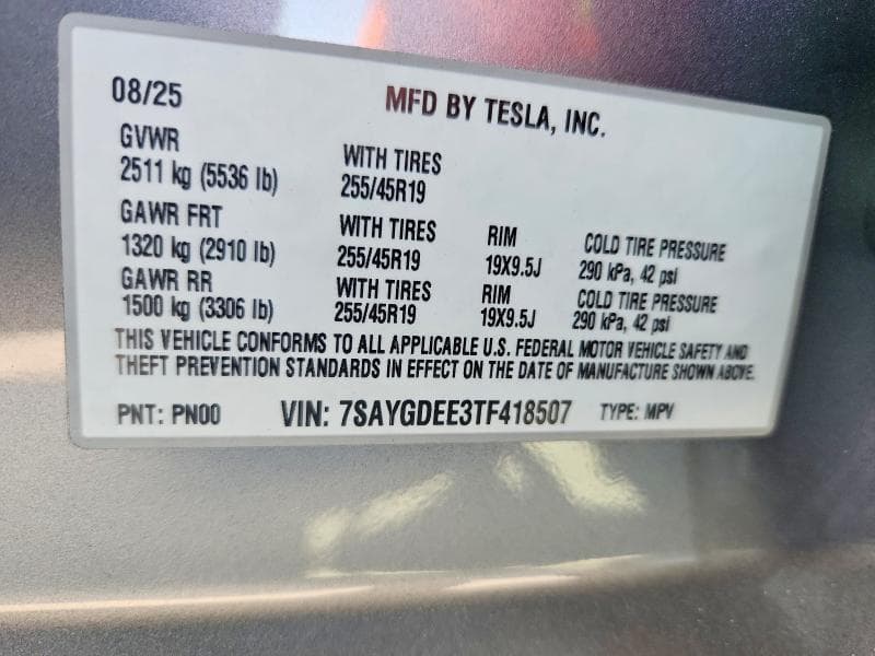 2026 TESLA MODEL Y 12