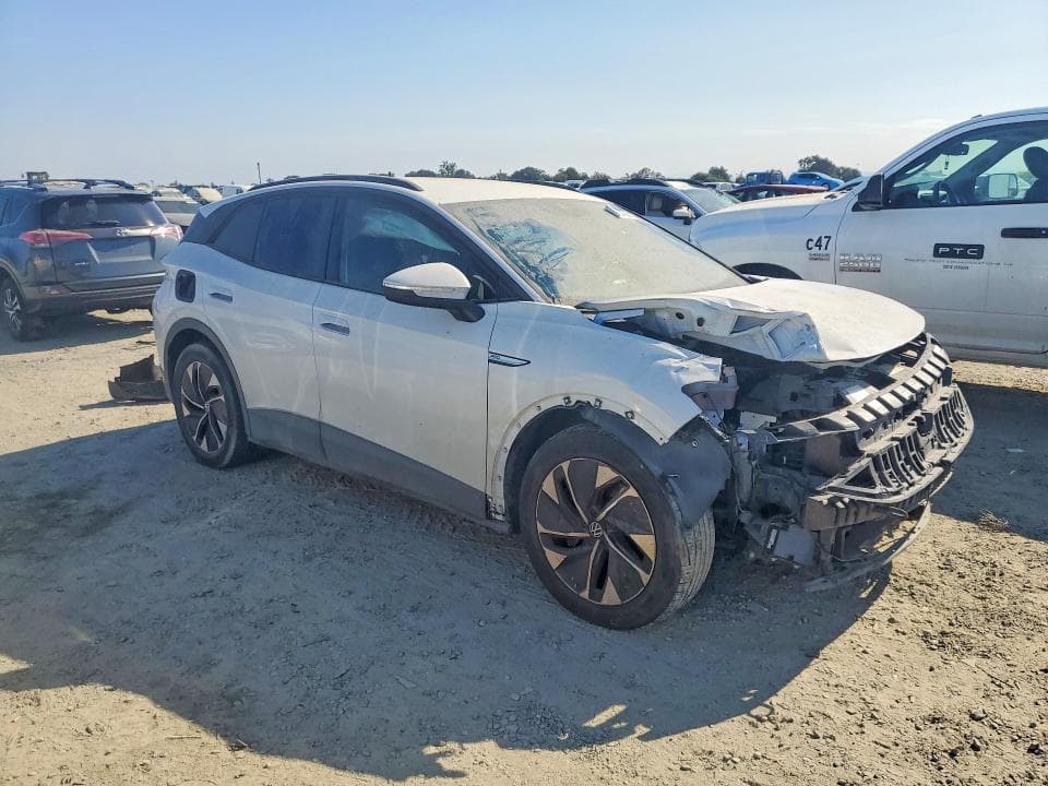 2021 VOLKSWAGEN ID.4 PRO 4