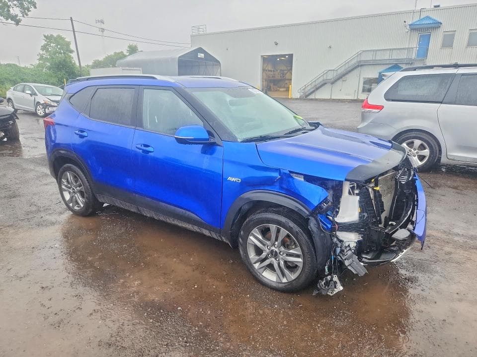 2022 KIA SELTOS LX 4