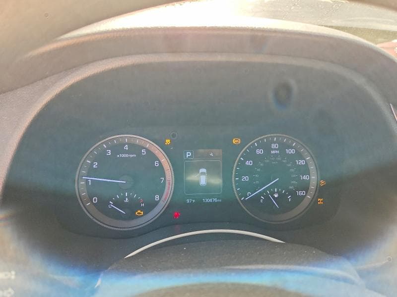 2017 HYUNDAI TUCSON SE 9