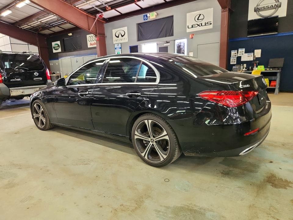 2022 MERCEDES-BENZ C 300 2