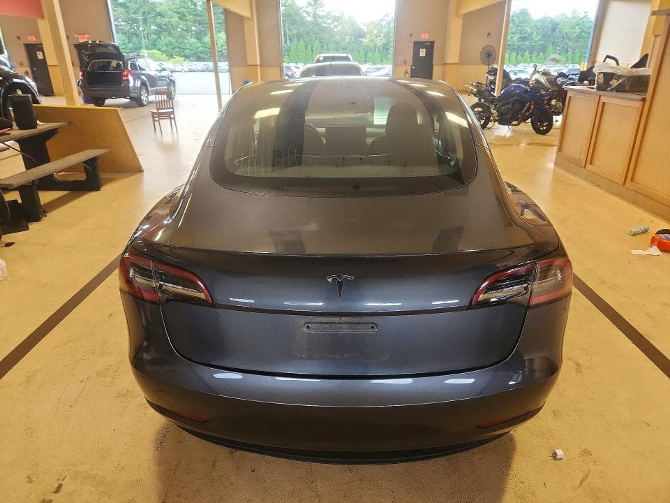 2020 TESLA MODEL 3 6