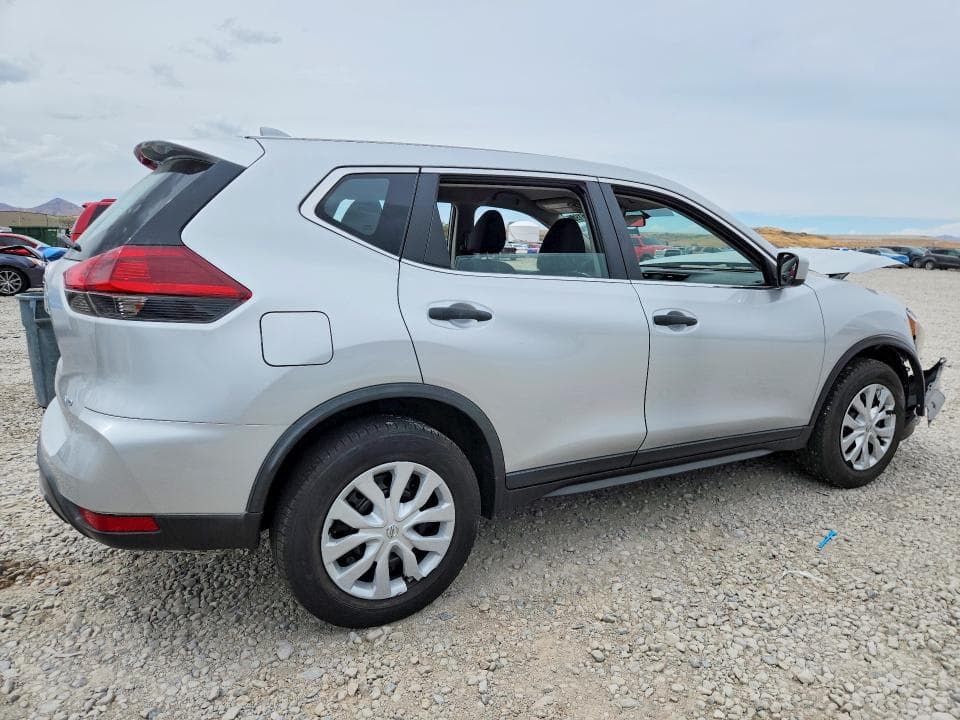 2018 NISSAN ROGUE S 3