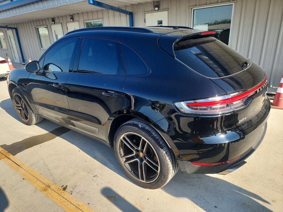 2021 PORSCHE MACAN 2