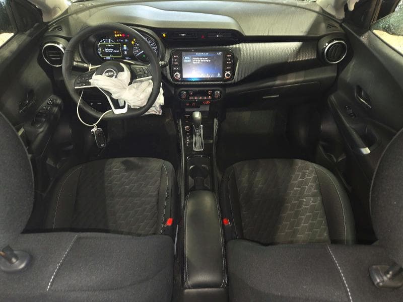 2025 NISSAN KICKS PLAY SV 8