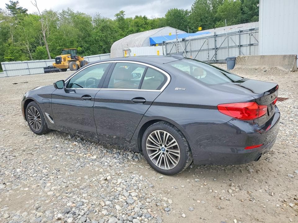 2019 BMW 530XE 2