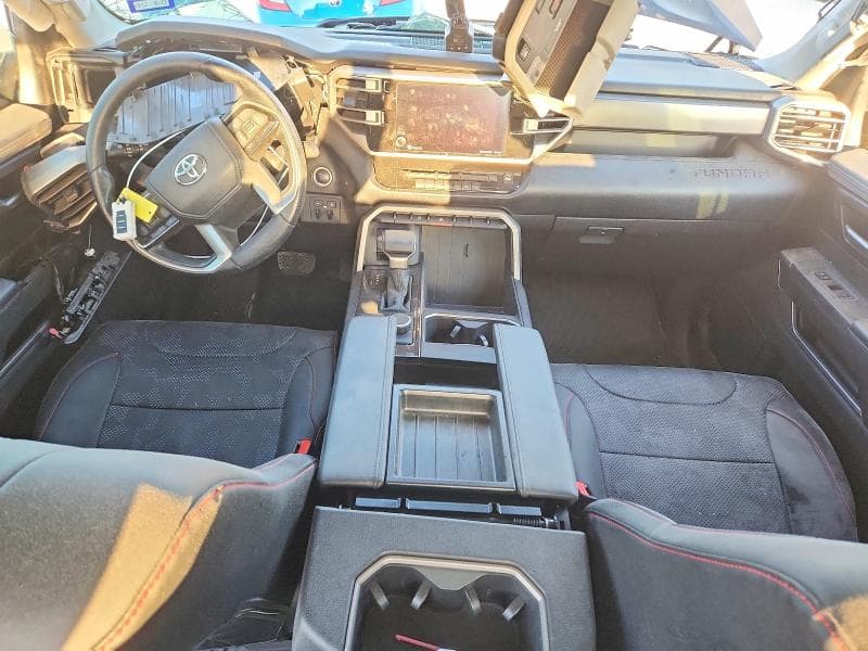 2024 TOYOTA TUNDRA SR5 8