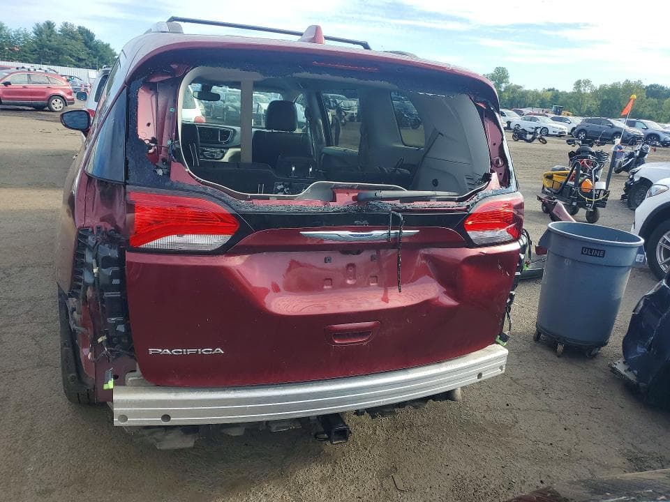 2018 CHRYSLER PACIFICA TOURING L 6