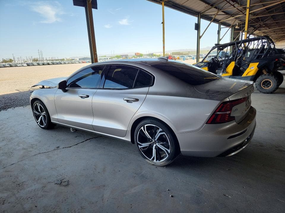 2024 VOLVO S60 CORE 2