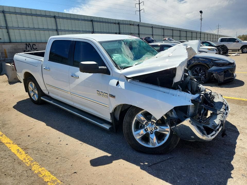 2017 RAM 1500 SLT 4