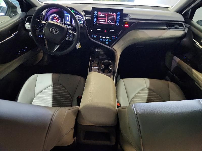 2022 TOYOTA CAMRY SE 8