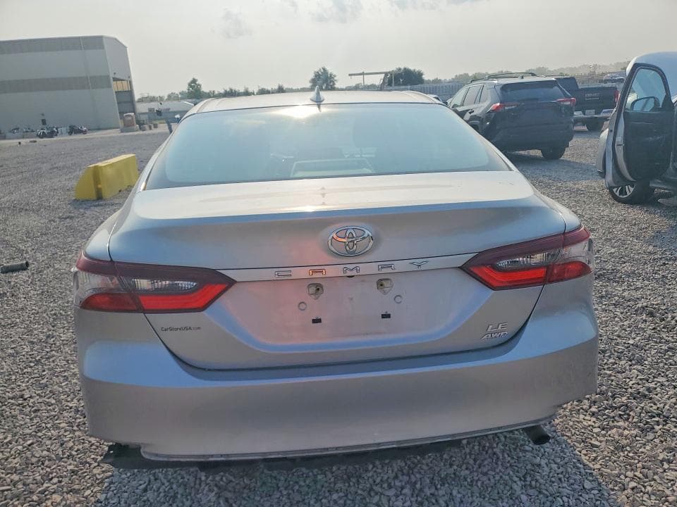 2022 TOYOTA CAMRY LE 6