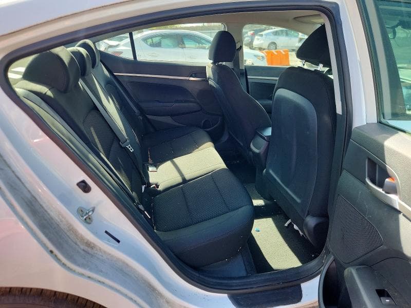 2020 HYUNDAI ELANTRA SE 10