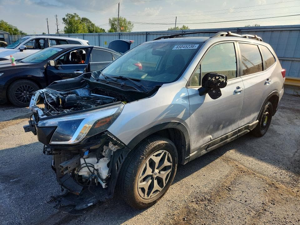 2022 SUBARU FORESTER PREMIUM - 1