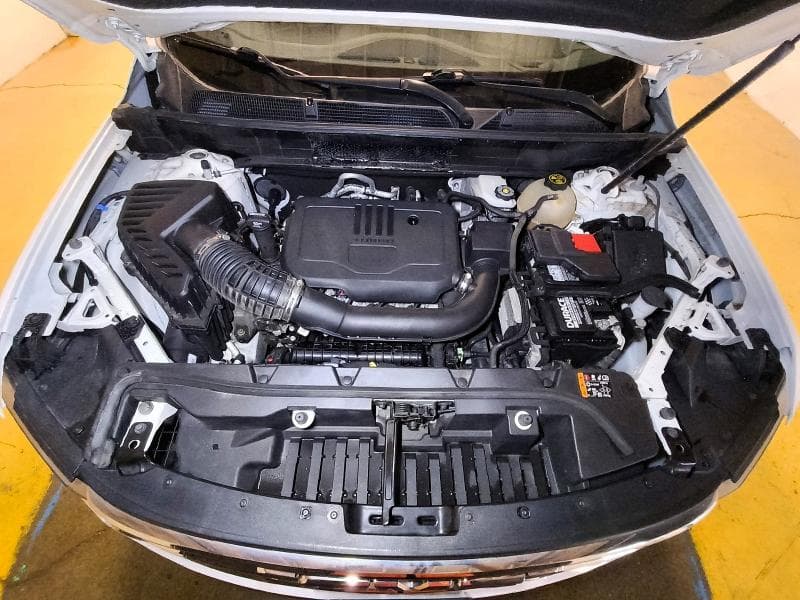 2023 GMC ACADIA SLT 12