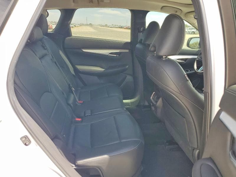 2019 INFINITI QX50 ESSENTIAL 10