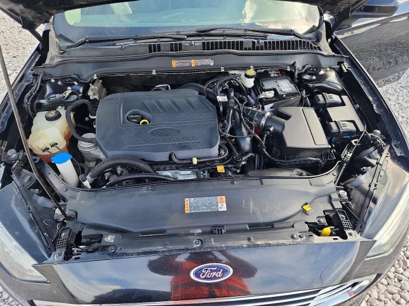 2020 FORD FUSION SE 11