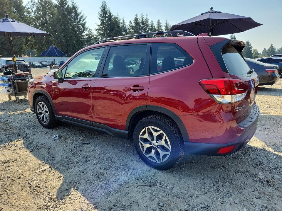 2022 SUBARU FORESTER PREMIUM 2