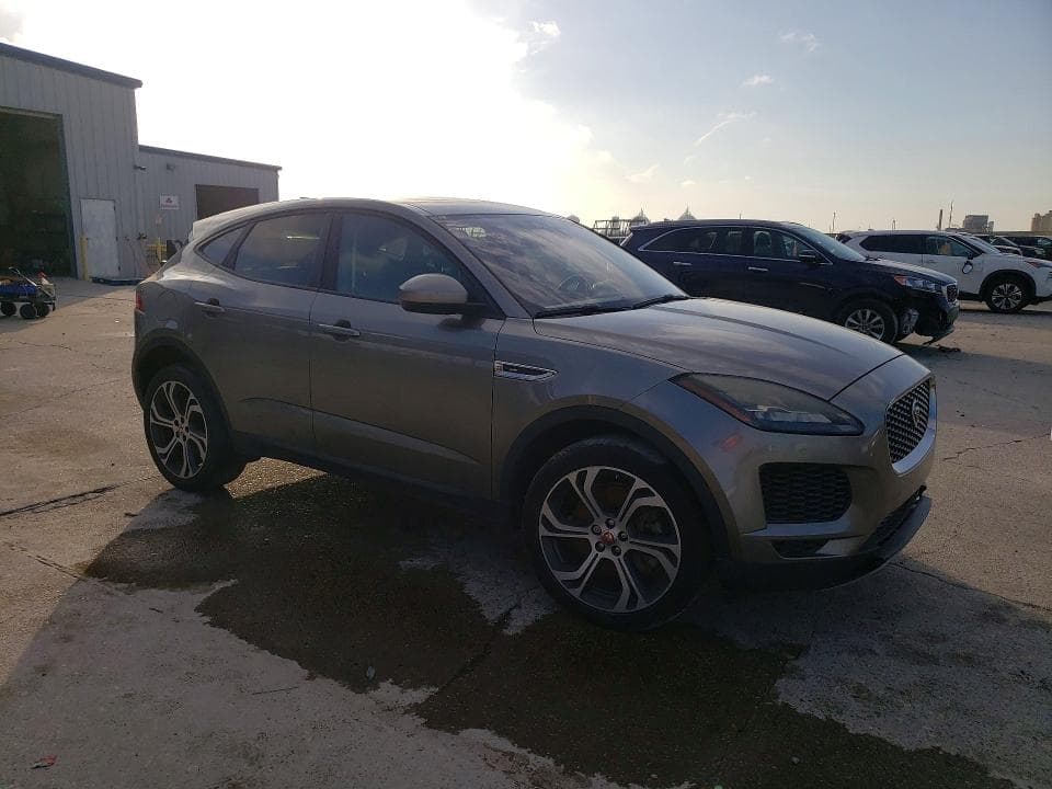 2019 JAGUAR E-PACE SE 4