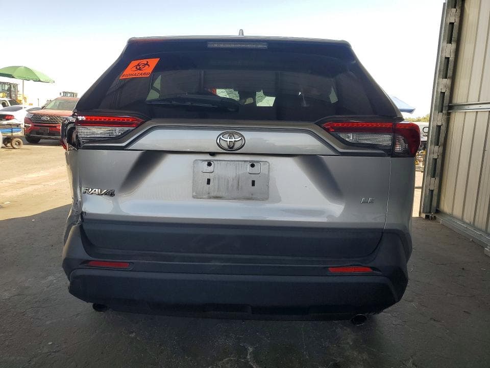 2023 TOYOTA RAV4 LE 6
