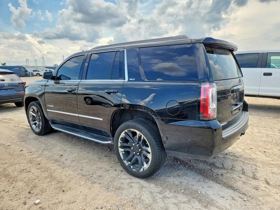 2018 GMC YUKON SLT 2