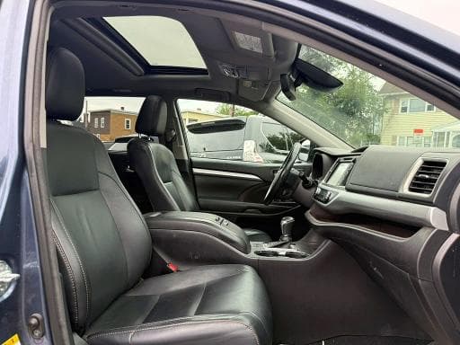 2018 TOYOTA HIGHLANDER XLE 7