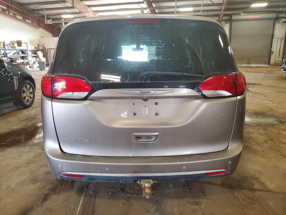 2018 CHRYSLER PACIFICA TOURING L PLUS 6