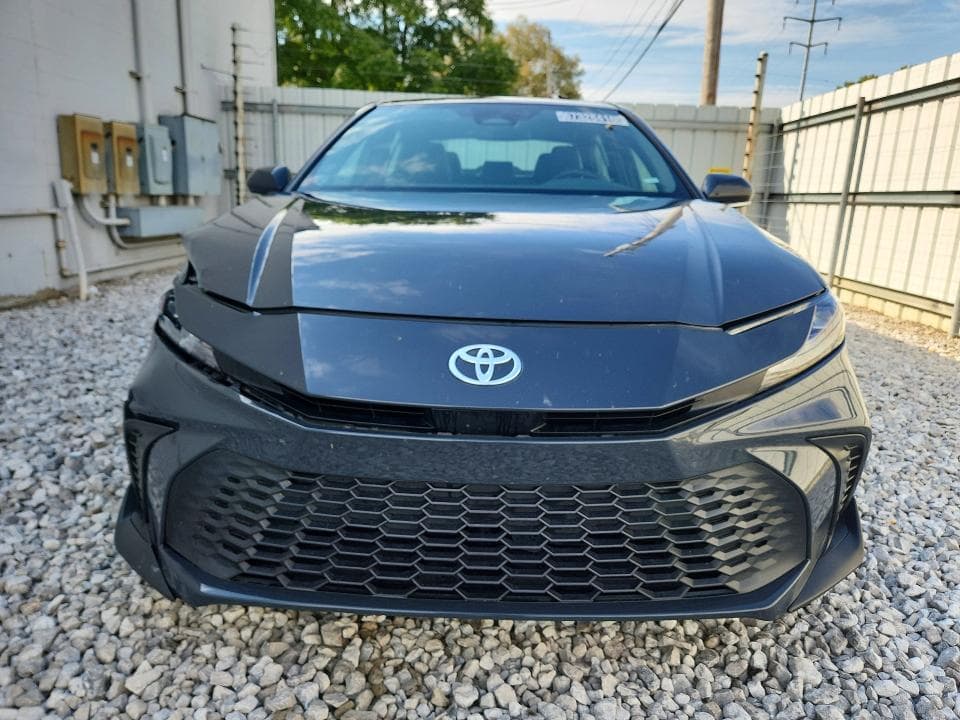 2025 TOYOTA CAMRY SE 5