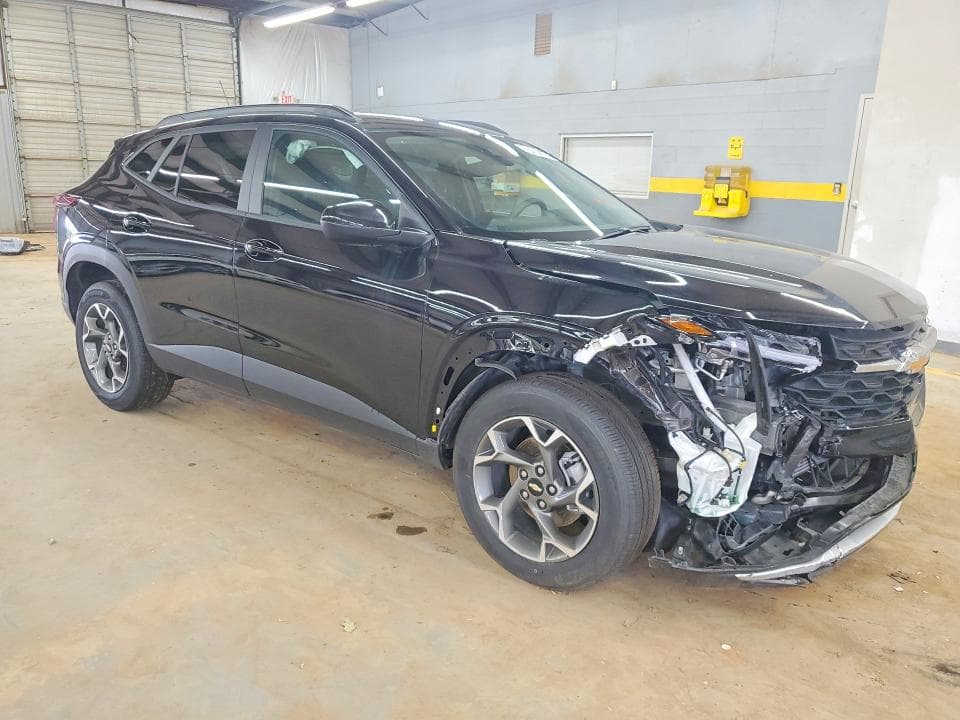 2026 CHEVROLET TRAX 1LT 4
