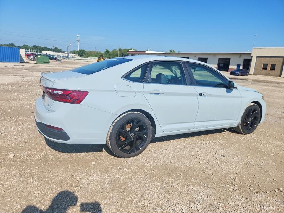 2025 VOLKSWAGEN JETTA SE 3