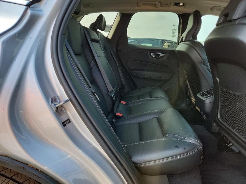 2019 VOLVO XC60 T6 INSCRIPTION 11