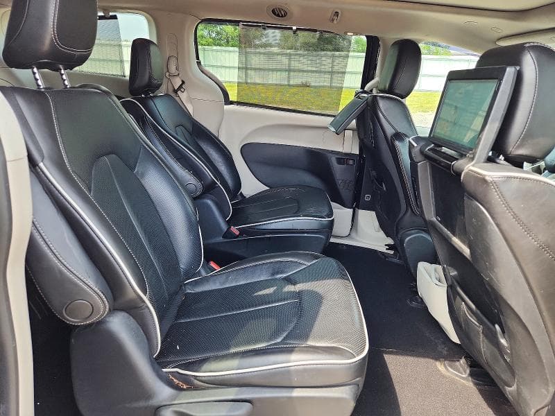 2021 CHRYSLER PACIFICA HYBRID LIMITED 11