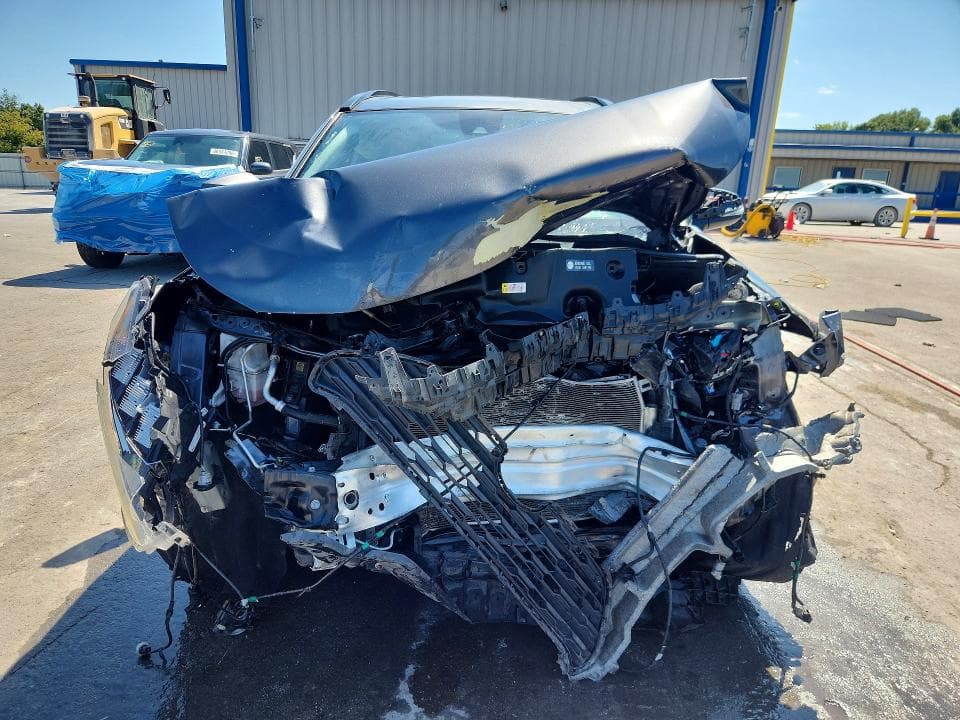 2019 TOYOTA RAV4 XLE 5