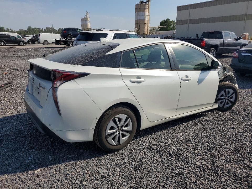 2018 TOYOTA PRIUS TWO 3