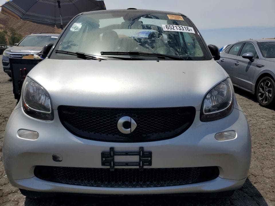 2017 SMART FORTWO 5