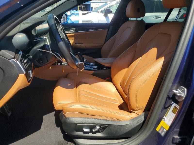 2020 BMW 530E 7