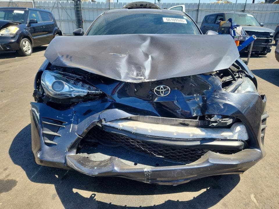 2017 TOYOTA 86 BASE 5