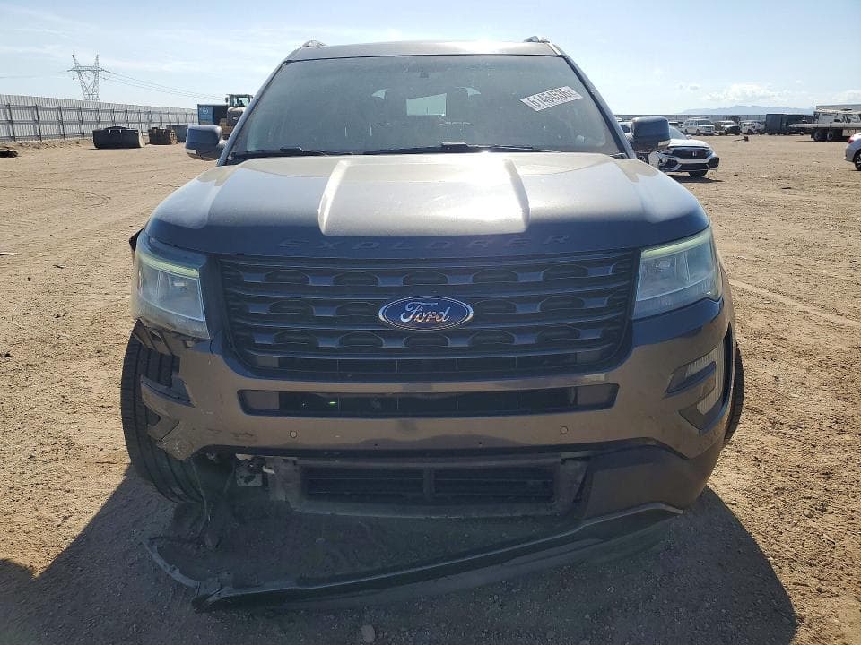 2017 FORD EXPLORER XLT 5