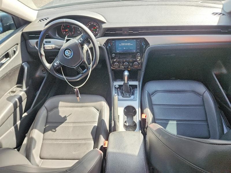 2020 VOLKSWAGEN PASSAT SE 8