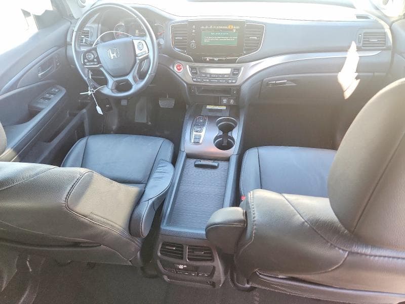 2021 HONDA PILOT SE 8