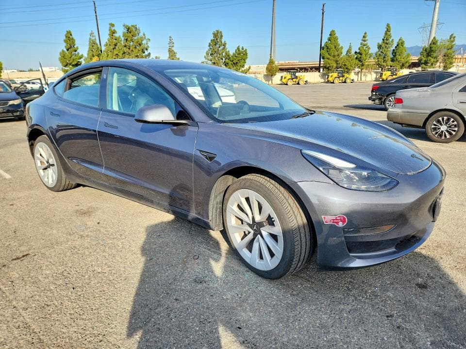 2023 TESLA MODEL 3 4