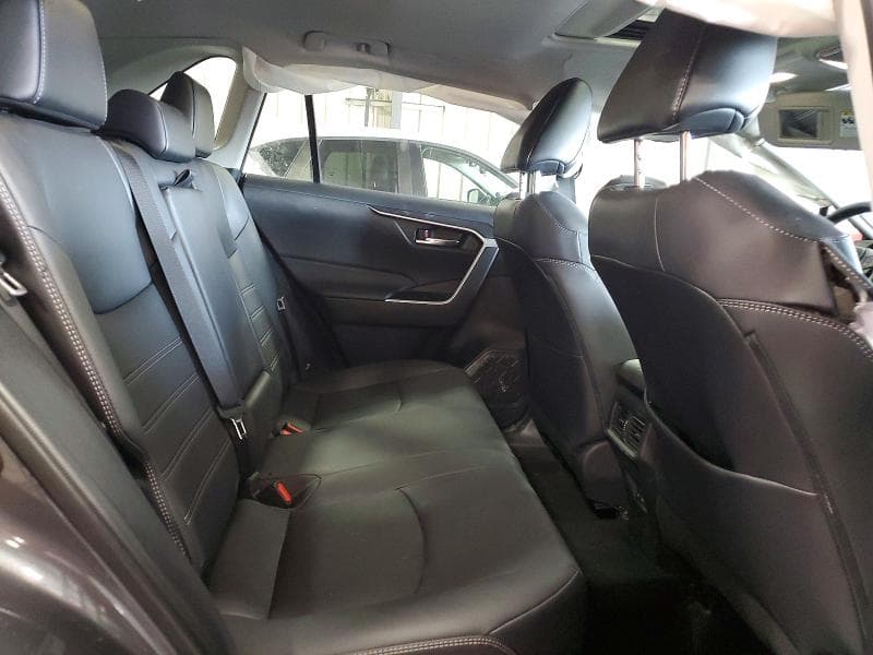 2024 TOYOTA RAV4 XLE PREMIUM 11