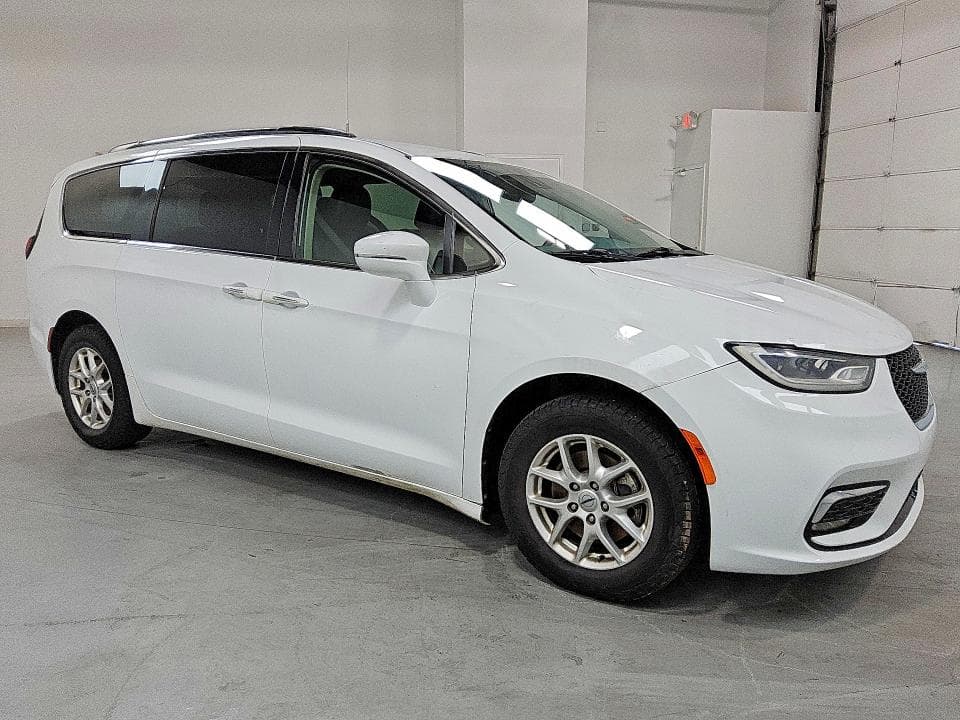 2021 CHRYSLER PACIFICA TOURING L 4