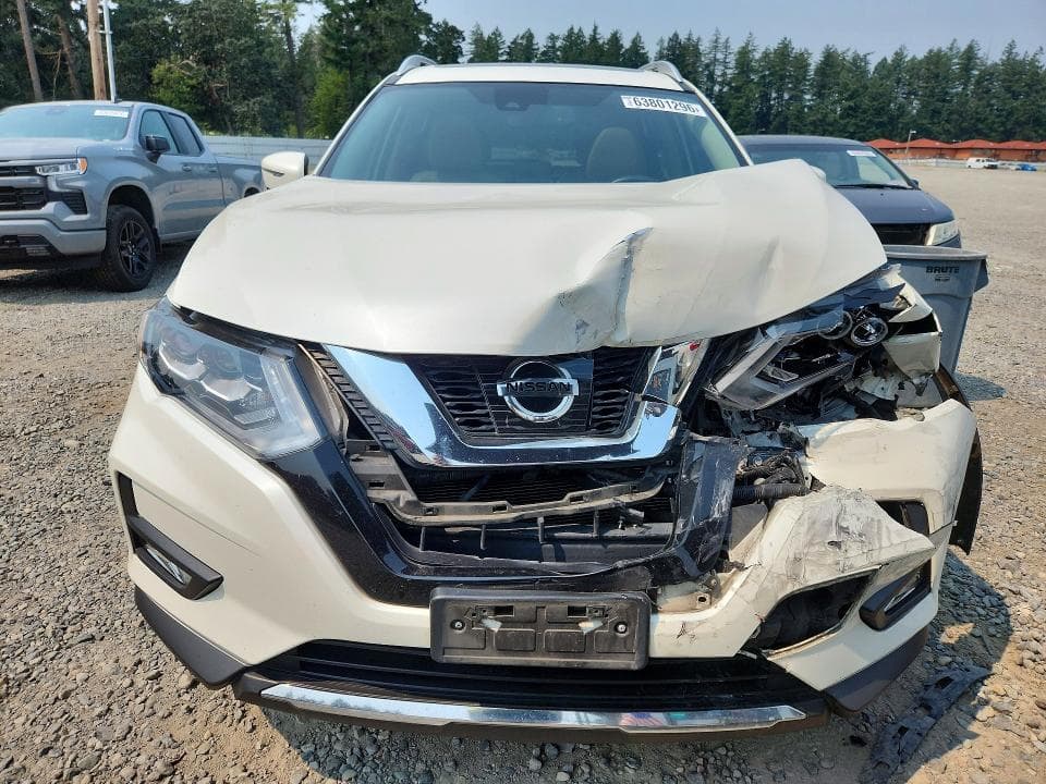 2017 NISSAN ROGUE SL 5