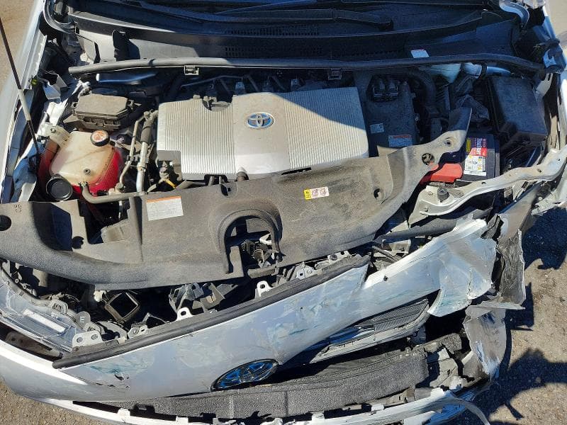 2019 TOYOTA PRIUS L ECO 11