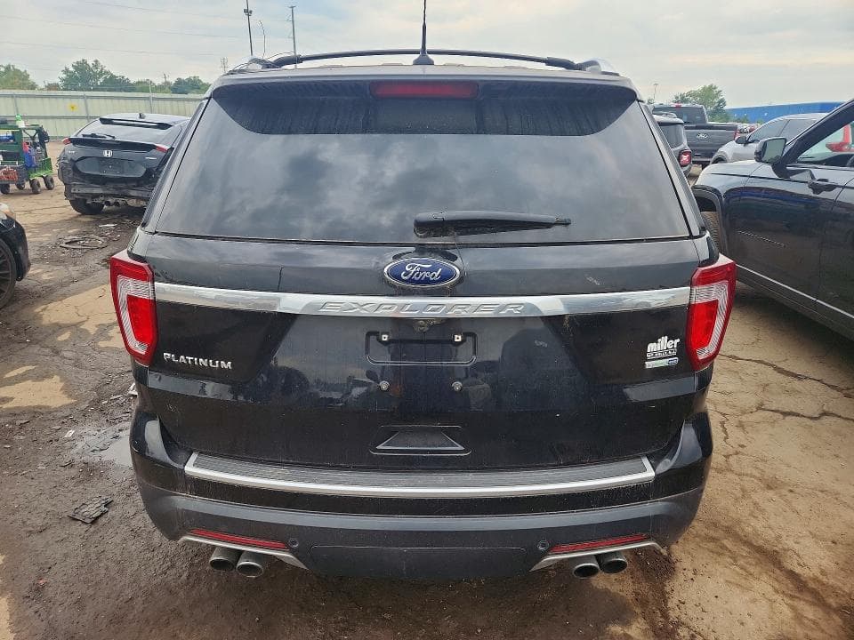 2018 FORD EXPLORER PLATINUM 6